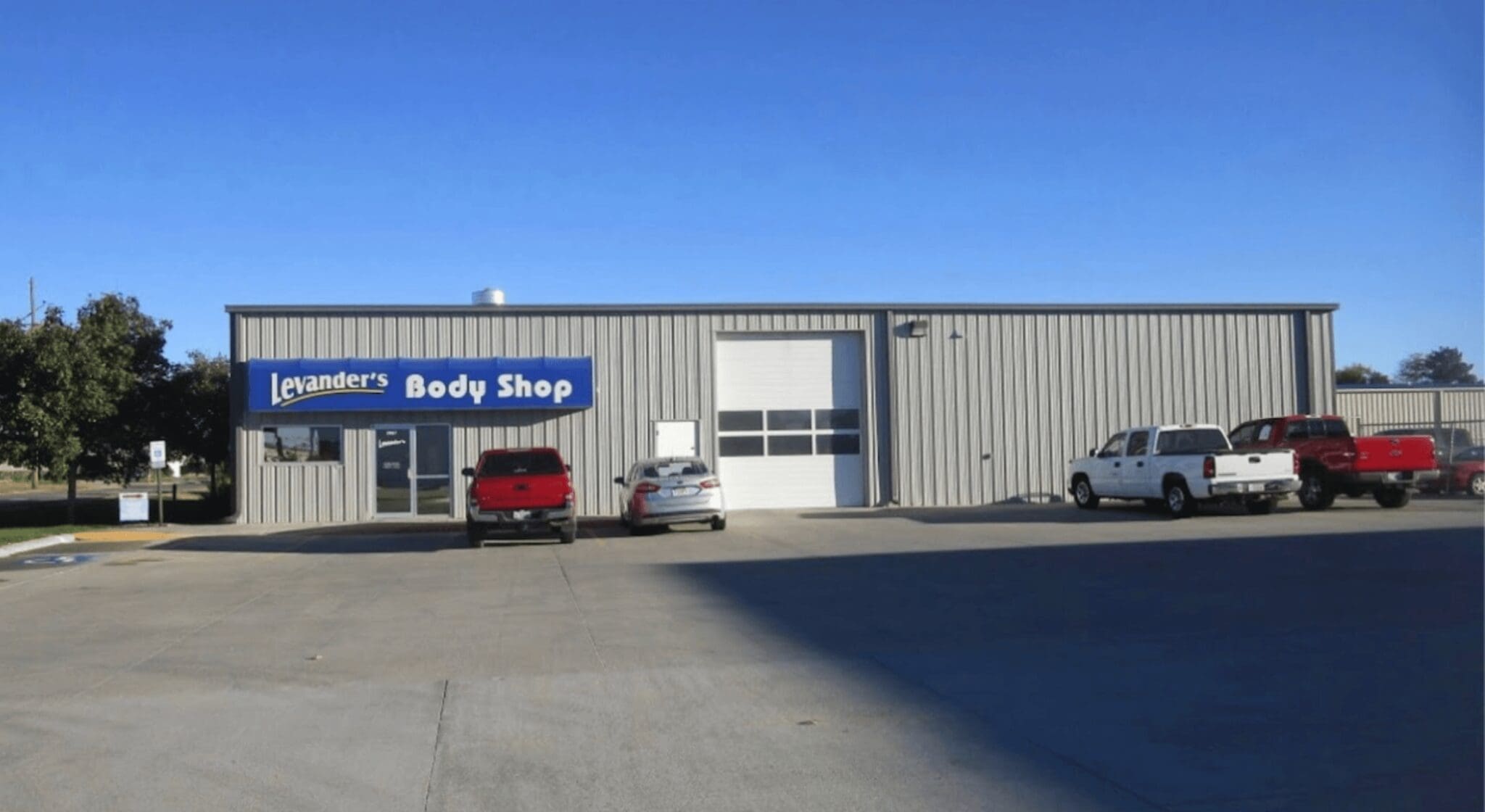 Kearney, NE Levander Auto & Body Shop